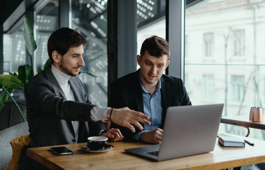 Tech Startup Business Setup in Dubai – Grants, Accelerators & Full 2025 Guide